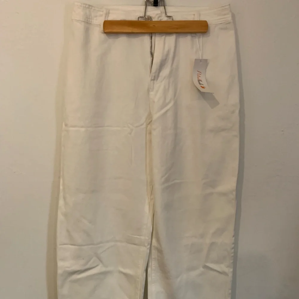Ivory High Rise Cotton Pant - Picture 3 of 3